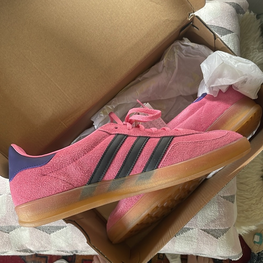 NWT Adidas Gazelle suede sneakers in pink/purple/black, size women’s US 11
